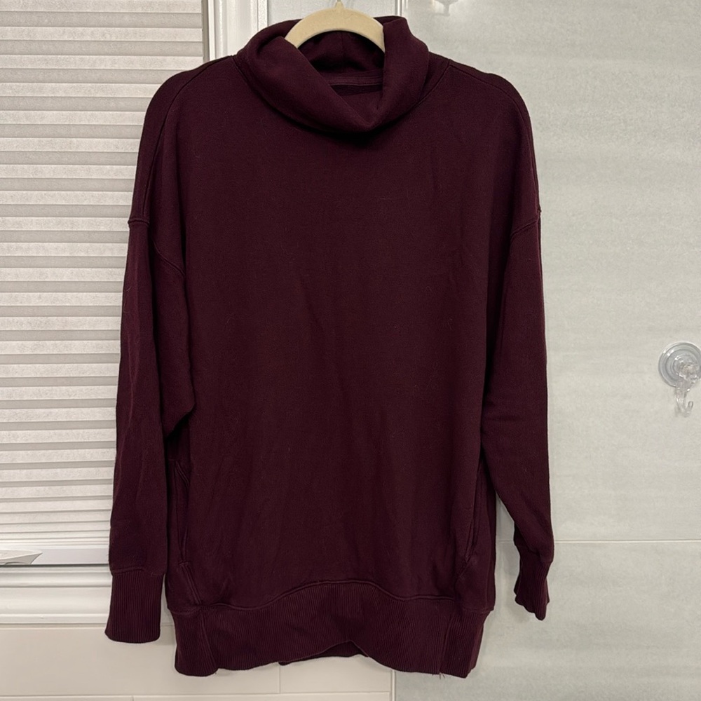 AE cowlneck pullover with pockets